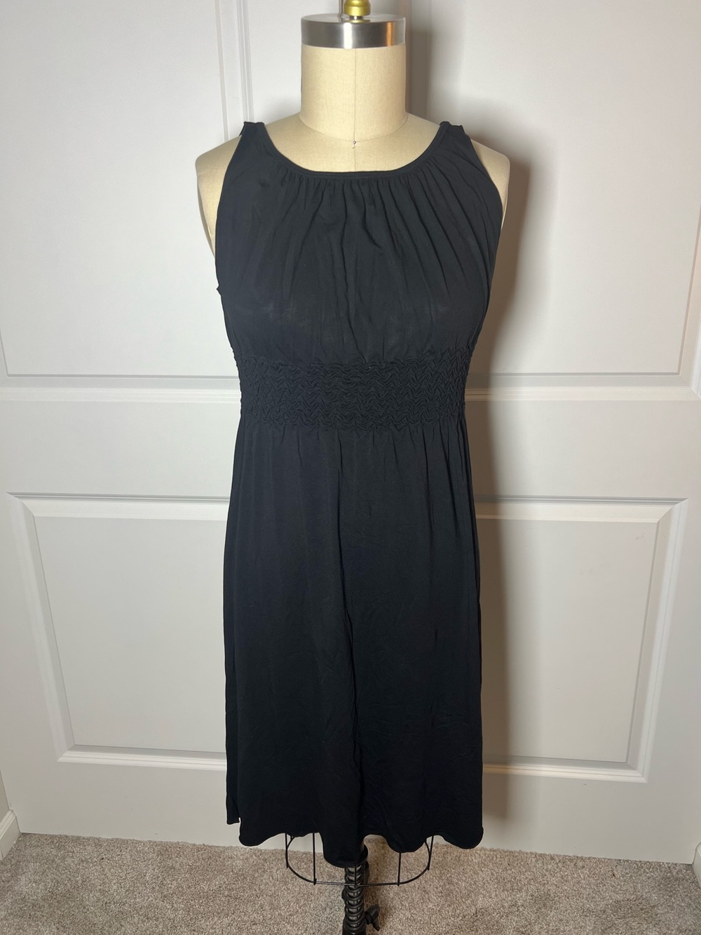 New Max Studio Black Sleeveless Smocked-Waist Dress